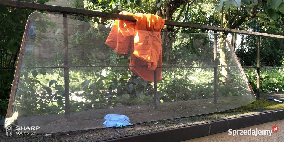 Fiat 125p szyba tylnia podgrzewana Bespo MR74 Łódź