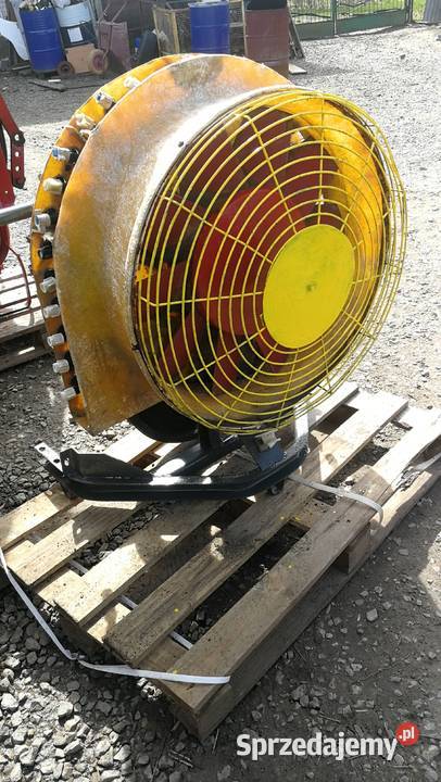 Sprzedam przystawkę sadownicza że sprzęgłem Zaczepiane Maszyny rolnicze Poniatowa sprzedam