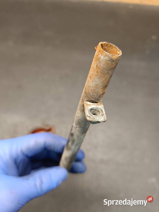 Pokrywa pompy wody króciec dekiel osłona części małopolskie Gołaczewy