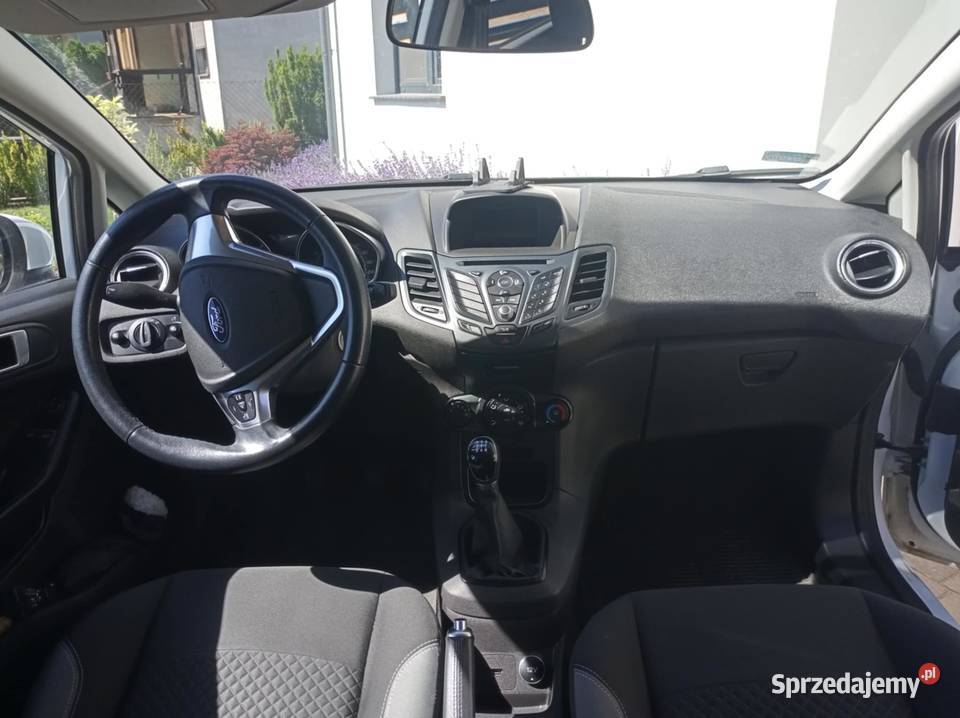 Sprzedam Ford Fiesta 2017r z silnikiem 32000km Mosina