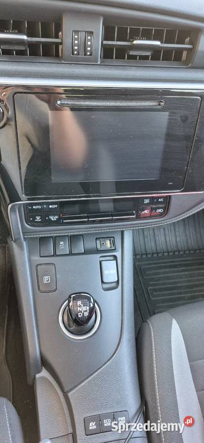 Toyota Auris 18 Hybrid 2018 Jachranka