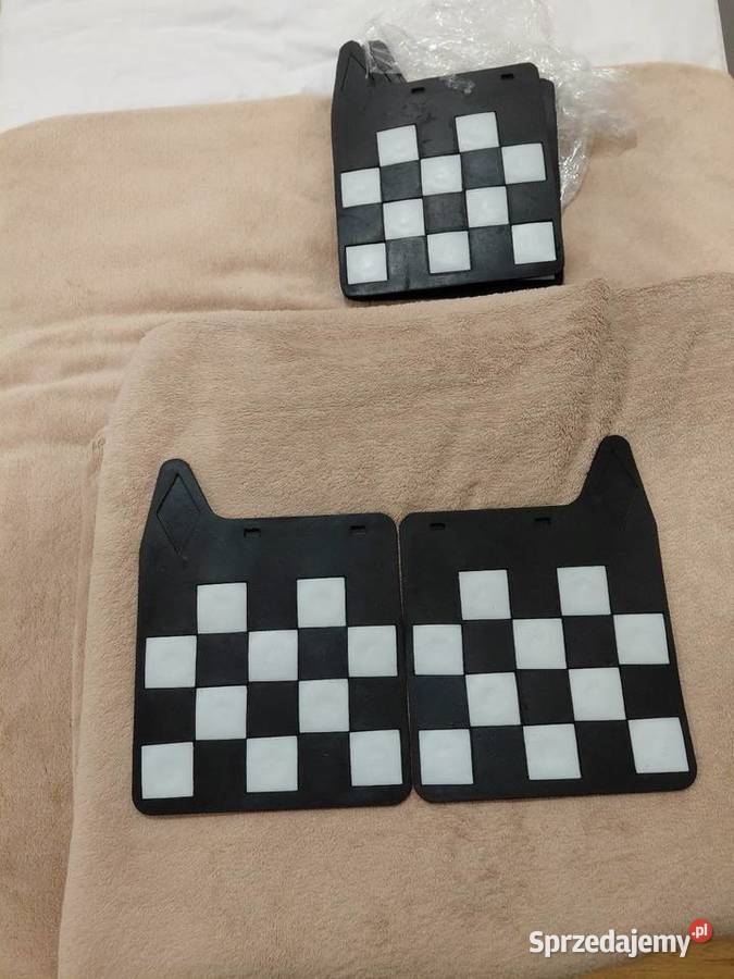 Chlapacze do samochodów retro PRL w szachownicę Radziejów sprzedam
