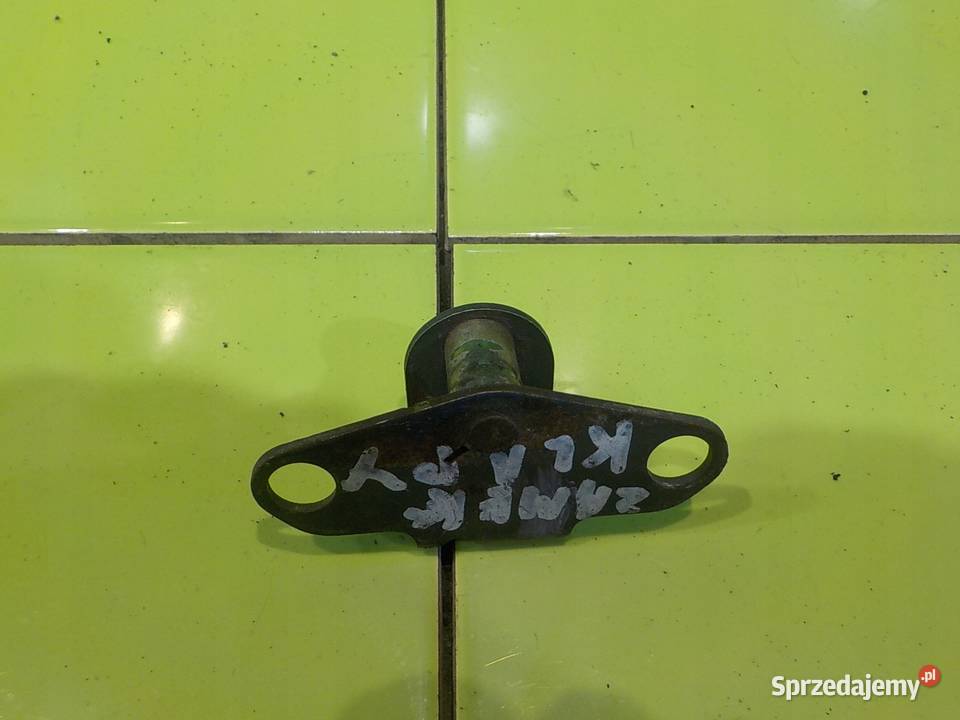 LANCIA BETA 20 B 83r COUPE 2D rygiel zamka klapy osobowe