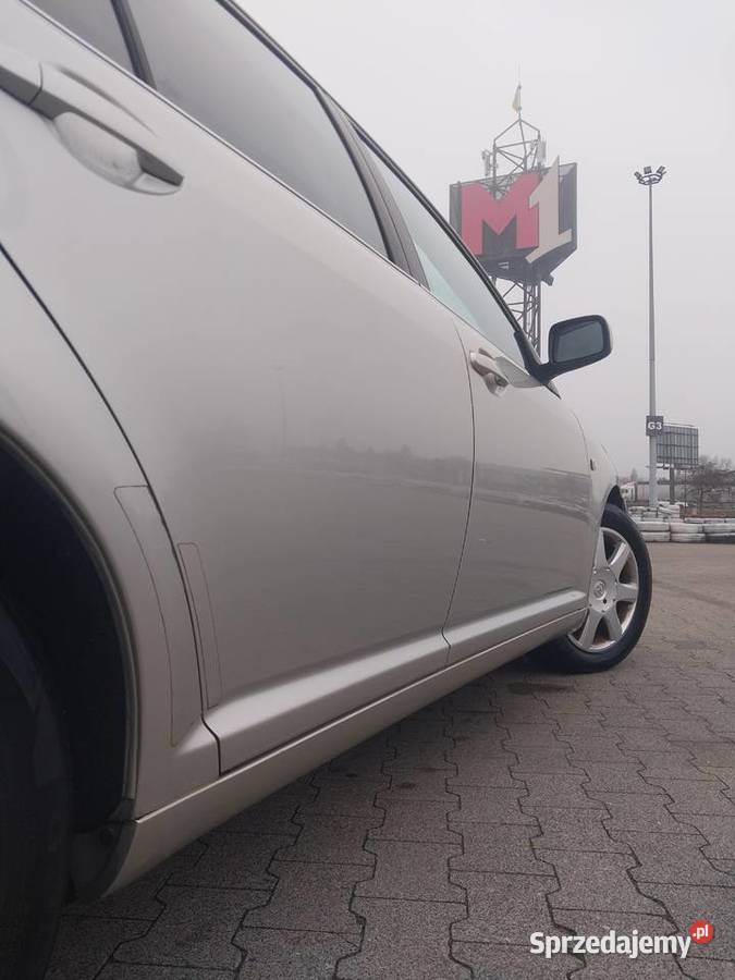 Toyota Avensis 18 benzynaidealny Avensis mazowieckie Warszawa