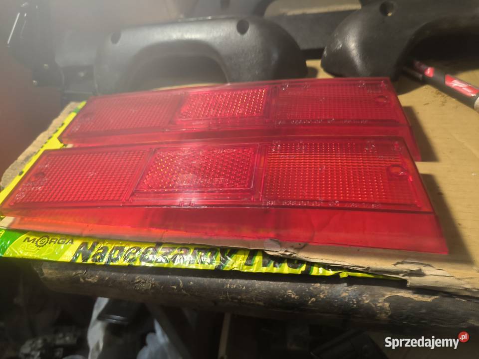 Polonez Borewicz klosz tył prawy czerwony stop osobowe Stalowa Wola