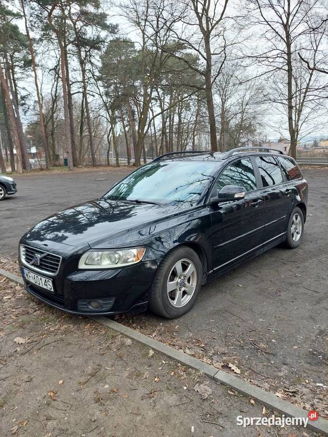 sprzedam Volvo V50 16 D 109 2009r uszkodzony sprzedam