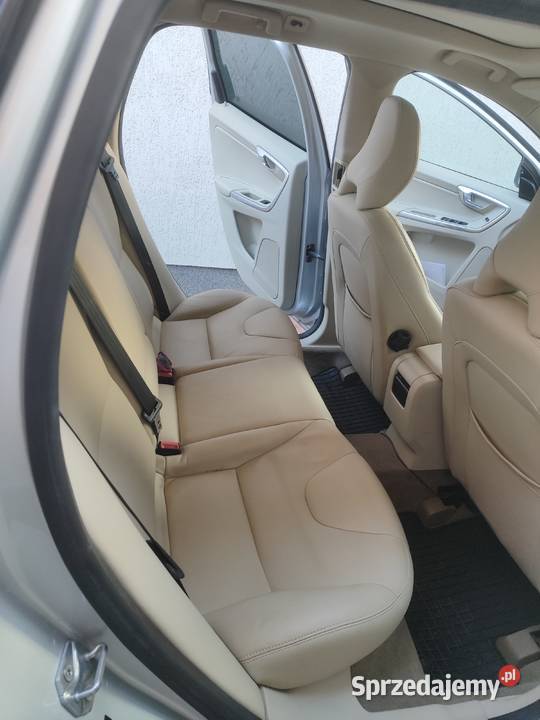 Volvo XC60 20t T5 2015r Rok produkcji 2015 Zamość