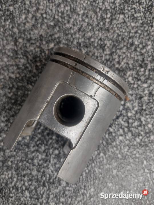 TŁOK SILNIKA wsk wfm 175 Zamość