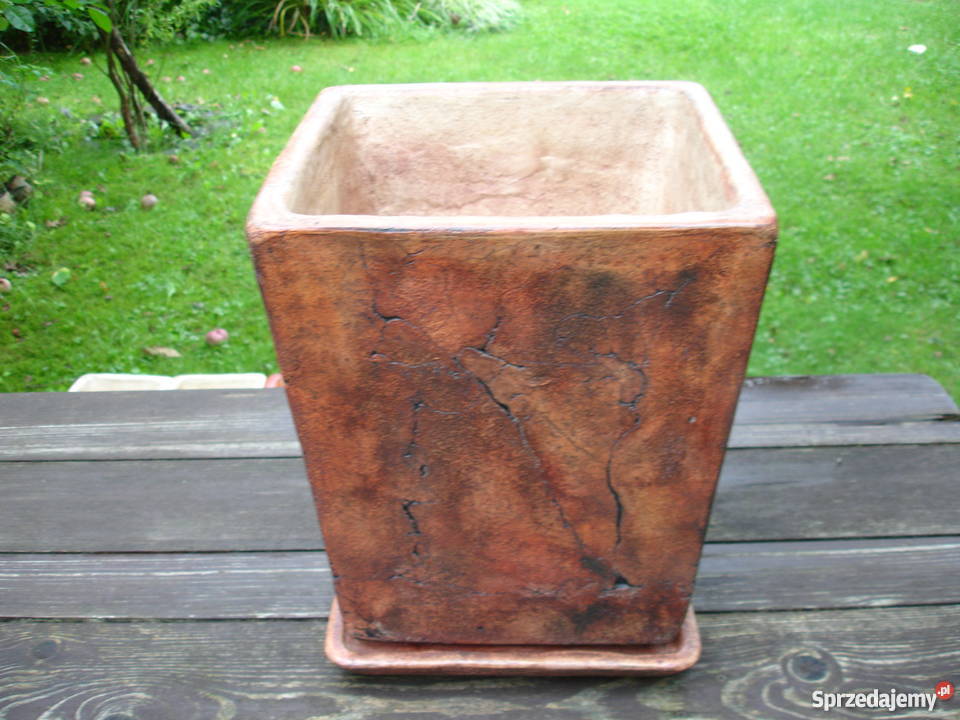 Sprzedam ceramiczną donicę spodek 40 x 31 Jelenia Góra