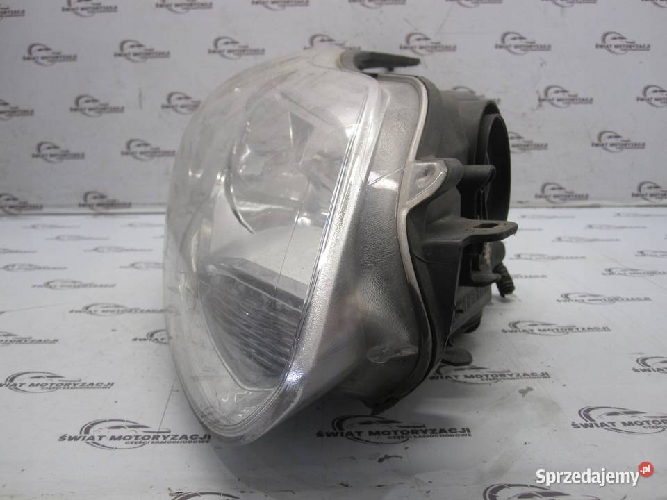 FORD FOCUS MK3 III 13r lampa prawa przód osobowe
