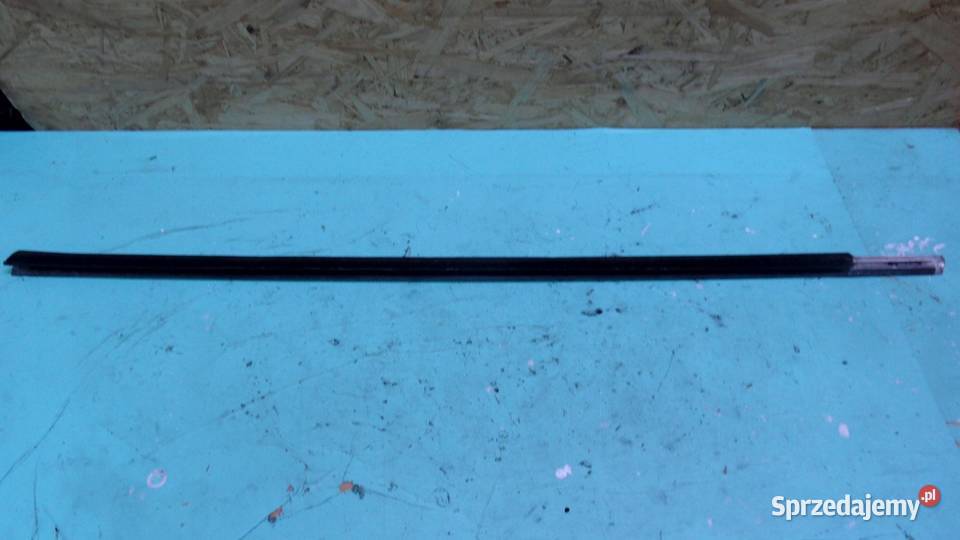 BMW X5 I E53 LIFT 04r listwa zgarniająca drzwi osobowe Listwy