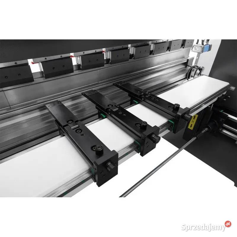 Prasa krawędziowa hydrauliczna CORMAK CNC SERVO