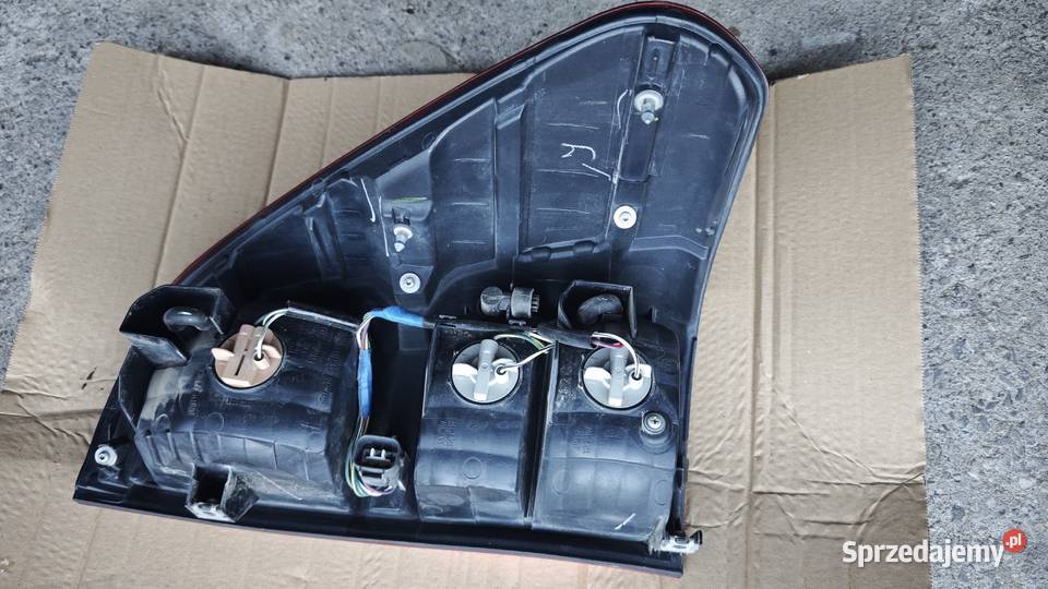 Lampa lewy tył toyota hilux 2025r lewe Łęczna