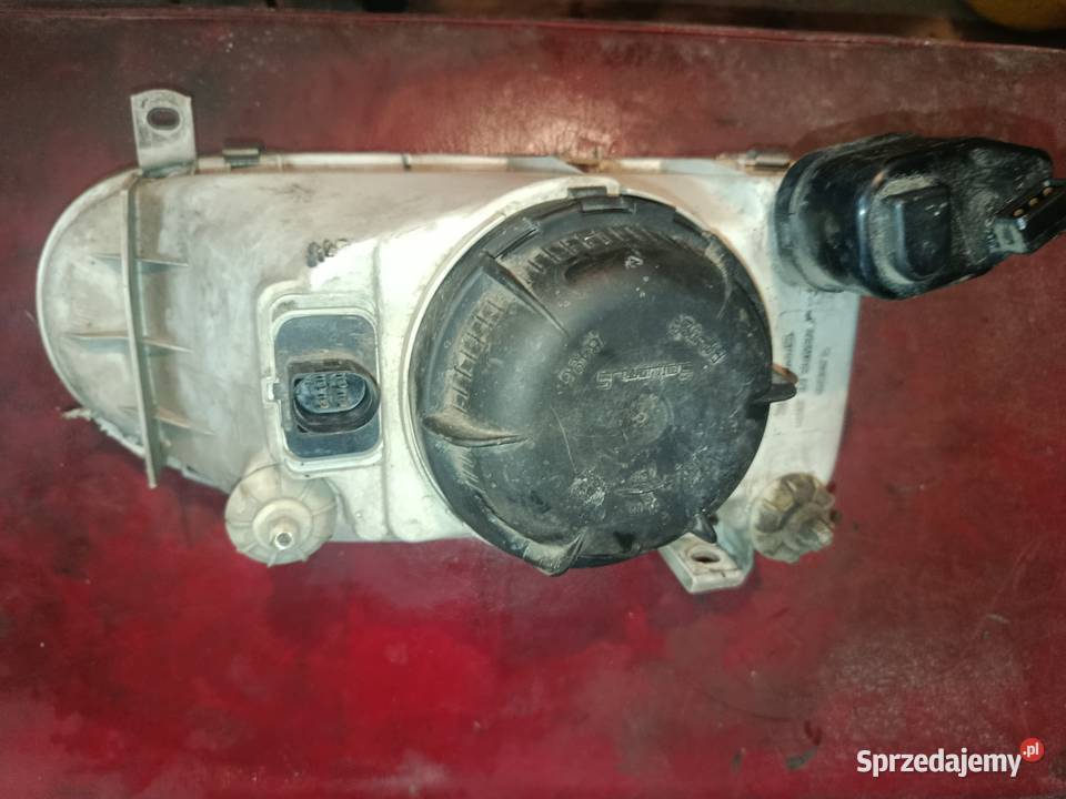 Lampa PRZÓD Golf 3 podkarpackie