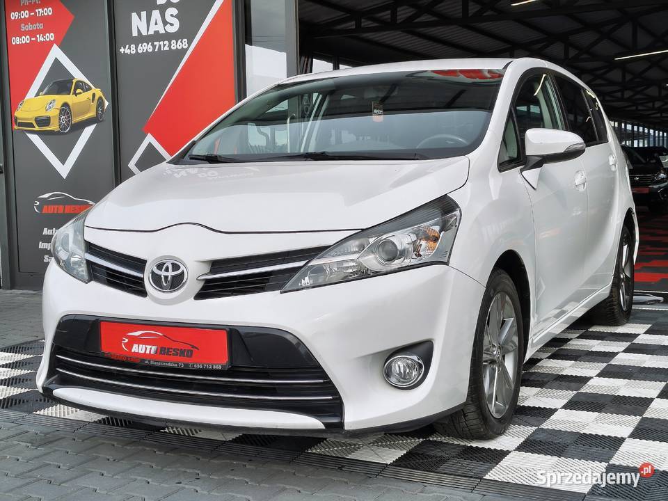 Toyota Verso 7Oosobowa 16Diesel Zadbana system Start-Stop Verso Zarszyn sprzedam