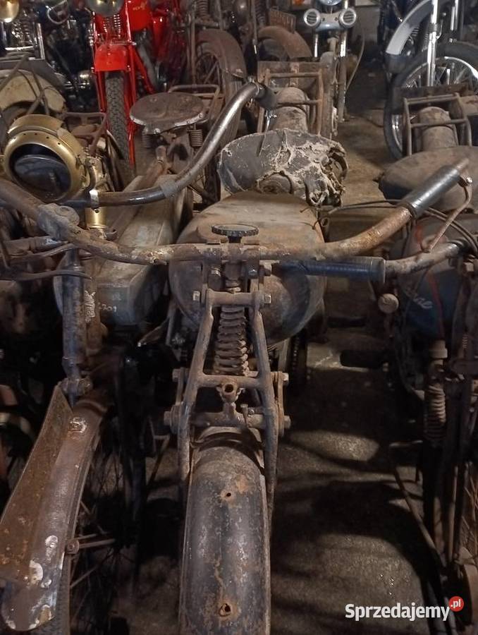 Motobecane B2 s Gostycyn