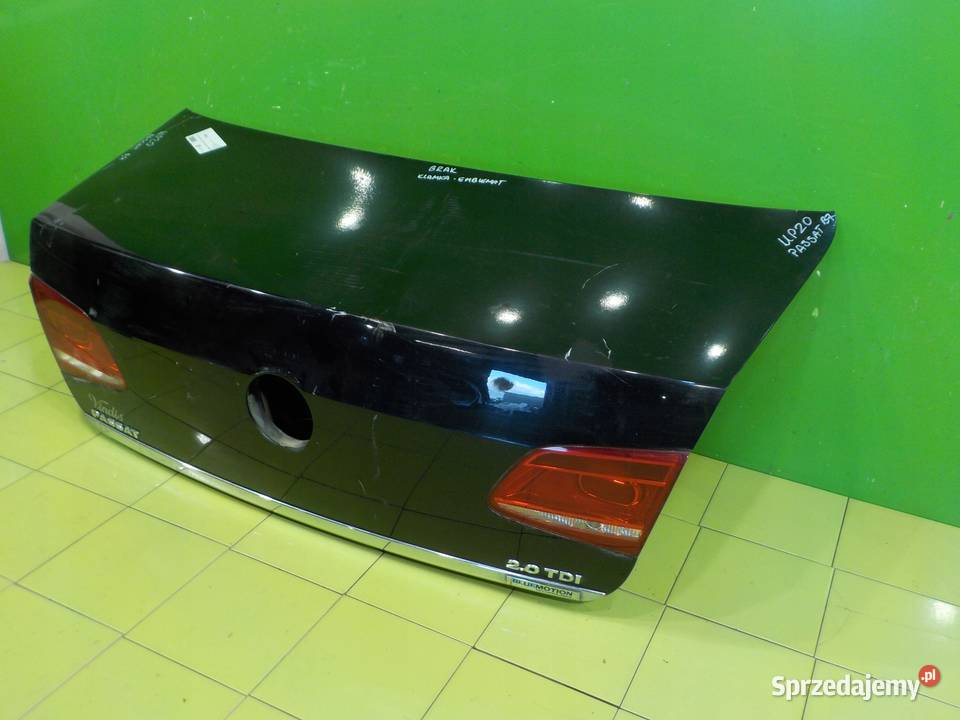 VW PASSAT B7 20 TDI 11r SEDAN 4D klapa tyl