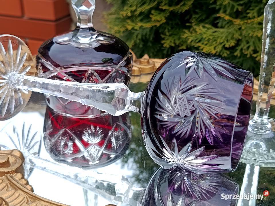 Piękne kieliszki kryształowe do wina Porcelana i szkło Klenica