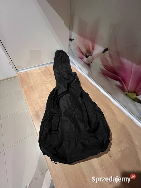 Czarne materiałowe etui na gitarę 34 pomorskie Gdańsk