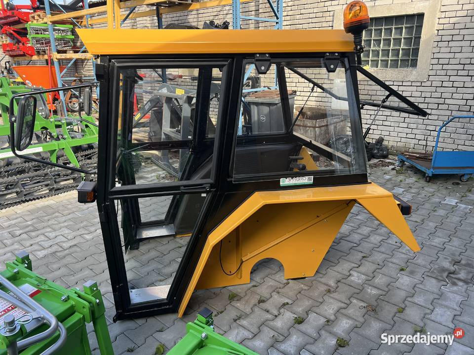 Kabina ciągnikowa kabina Ursus MF235 T25 RUSKI Przysucha