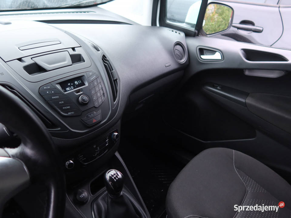 Ford Transit Courier 10 EcoBoost