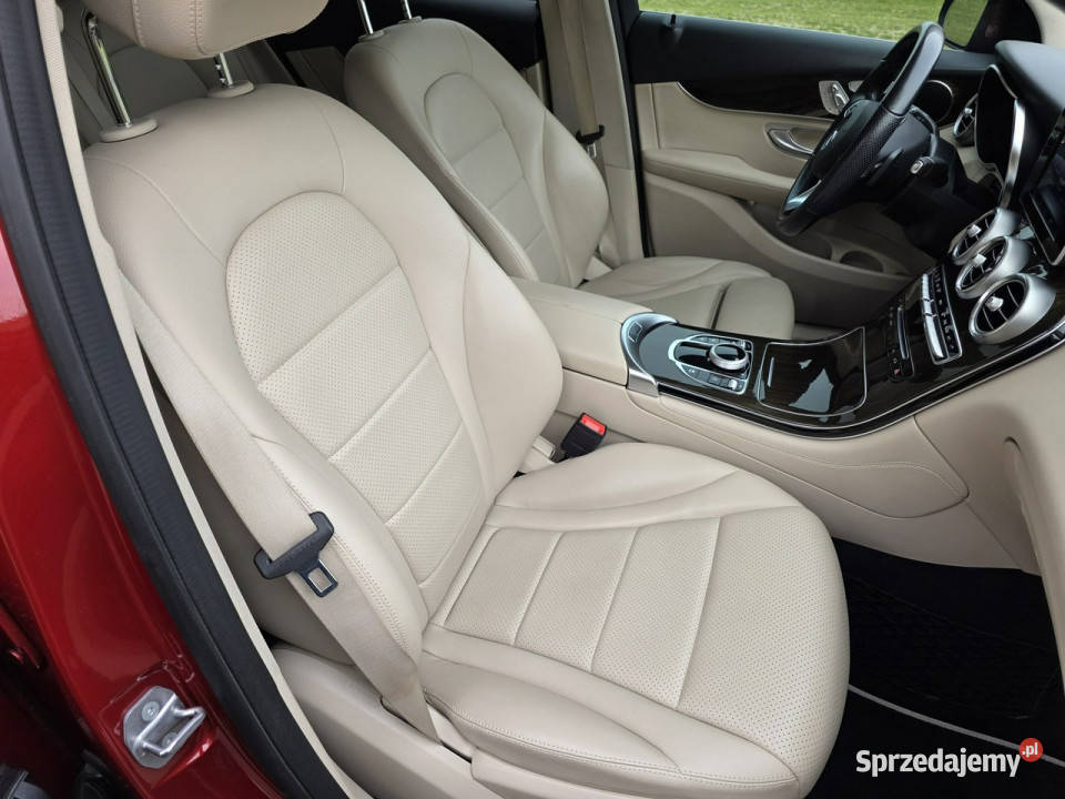Mercedes GLC 300 Prywatne auto ładny stan I lakier metallic Czarnków sprzedam