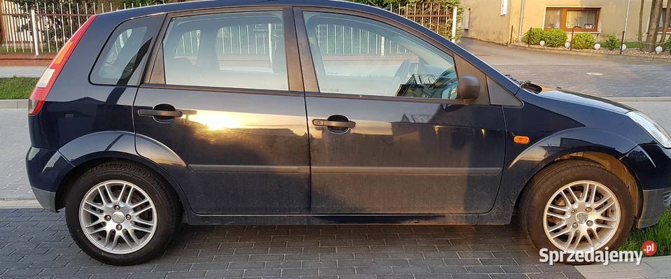 Felgi aluminiowe z oponami 15 Ford Fiesta MK6 05 Ford (oryginalne) Milicz sprzedam
