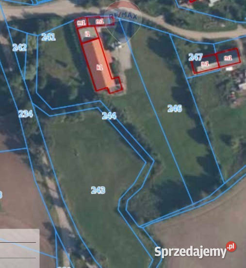 Budynek z mieszkaniem i dużym lokalem koło Krasna Łąka