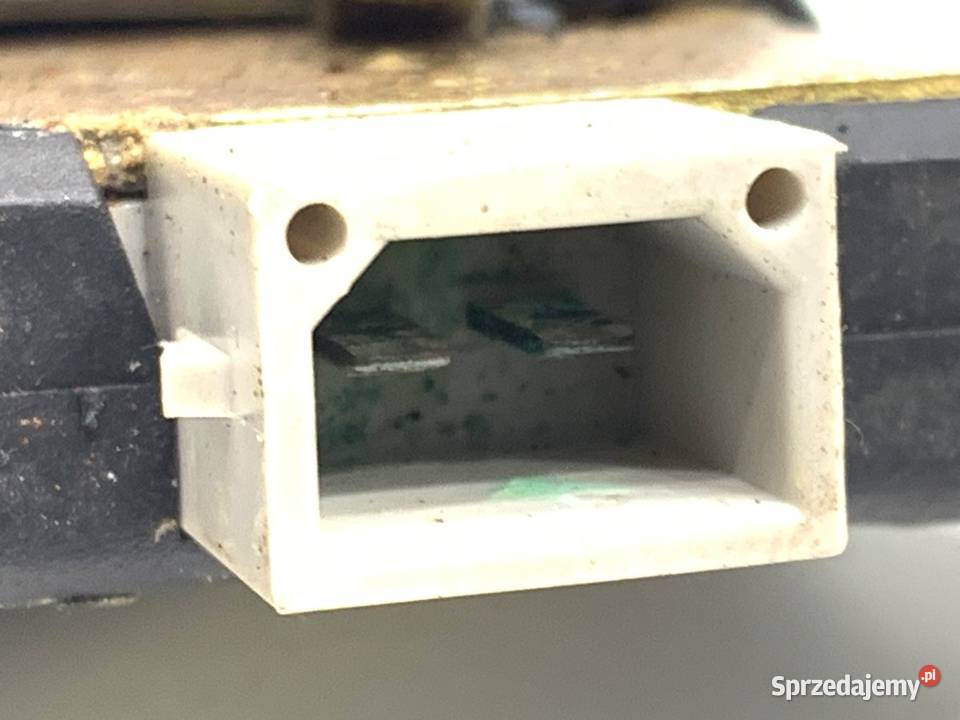 ZAMEK KLAPY TYŁ AUDI A6 C5 SedanLimuzyna