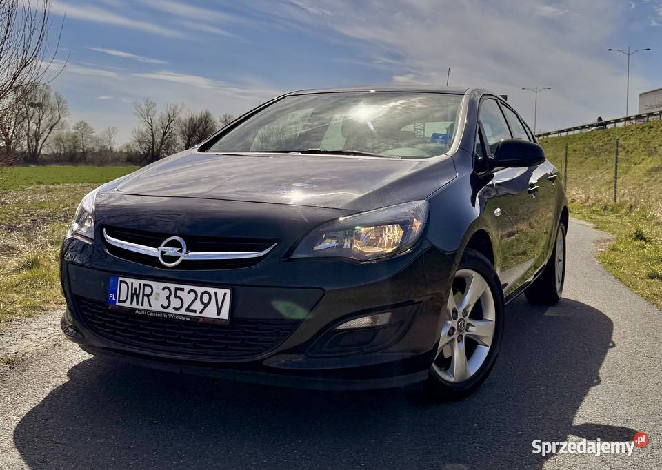 Golf Plus nieuszkodzony sprzedam