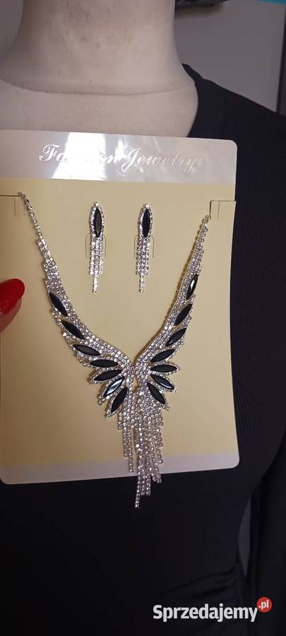 Komplet biżuterii czarny Zegarki i Biżuteria kujawsko-pomorskie Ostrowąs