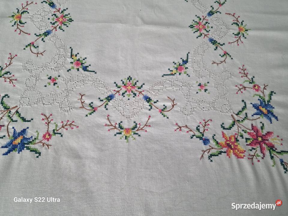 Serweta ręcznie haftowana Skierniewice