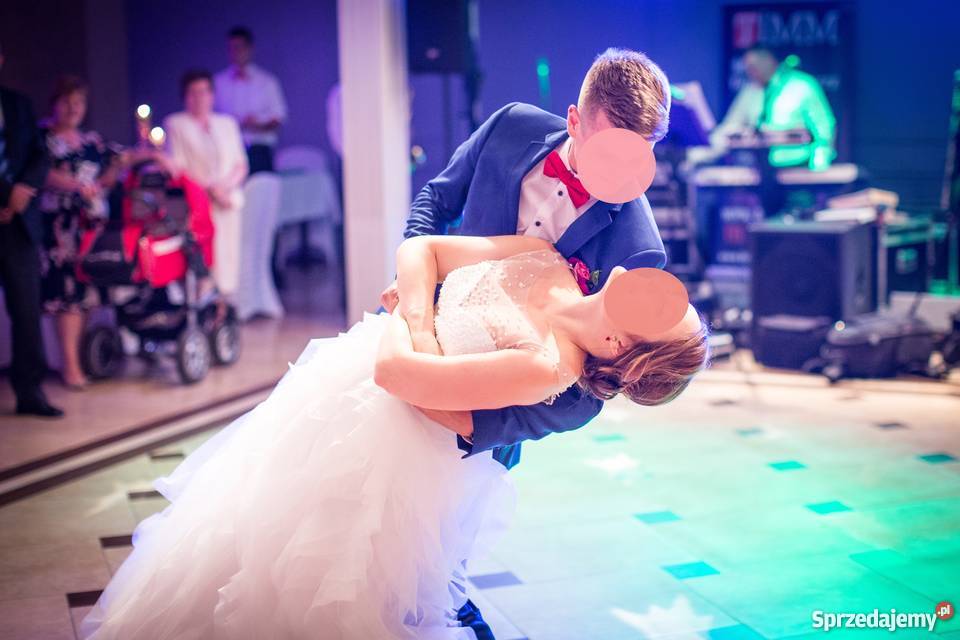 Piękna suknia ST PATRICK Arona zjawiskowa Princessa