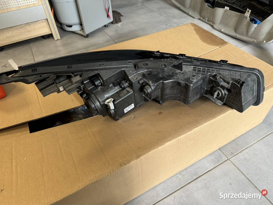 Hyundai Elantra reflektor full led lewy Kozubszczyzna