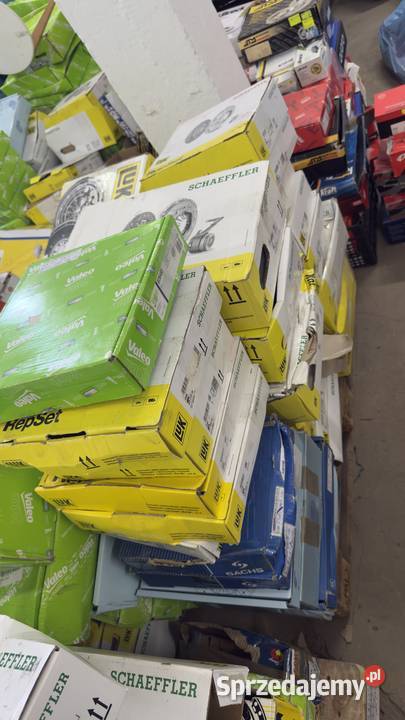 Zapas Magazynowy nowych części samochodowych pomorskie