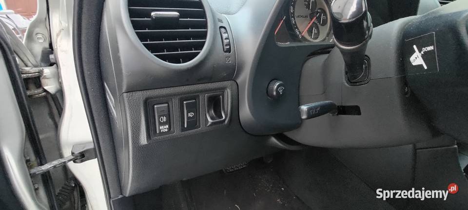 Lexus IS300 SportCross 2004 szpera gwint Łódź elektrycznie ustawiane fotele IS sprzedam