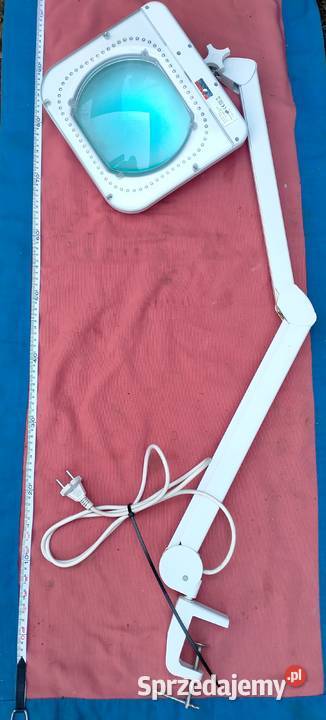 Wszechstronna ekonomiczna lupa z podświetleniem Legnica