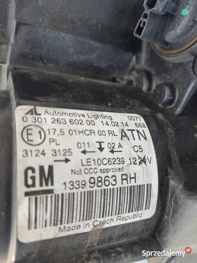 OPEL ZAFIRA C III LAMPA PRZEDNIA PRZÓD LEWA