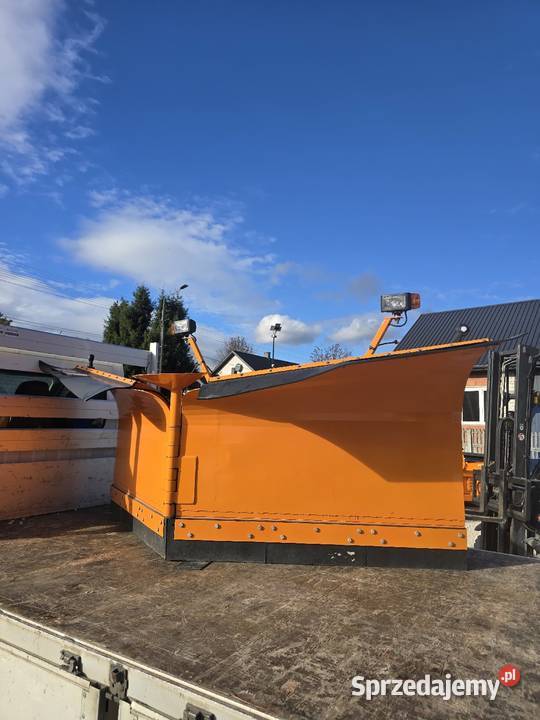 Nowe pługi do śniegu pod zabudowę komunalne