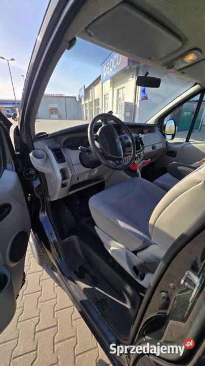 Renault Trafic 25 9 osobowy ZADBANY łódzkie