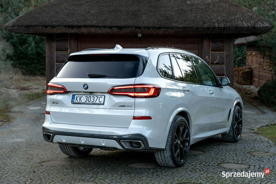 BMW X5 G05 40i Sport xDrive 340HP Niski przebieg Rok produkcji 2019 sprzedam