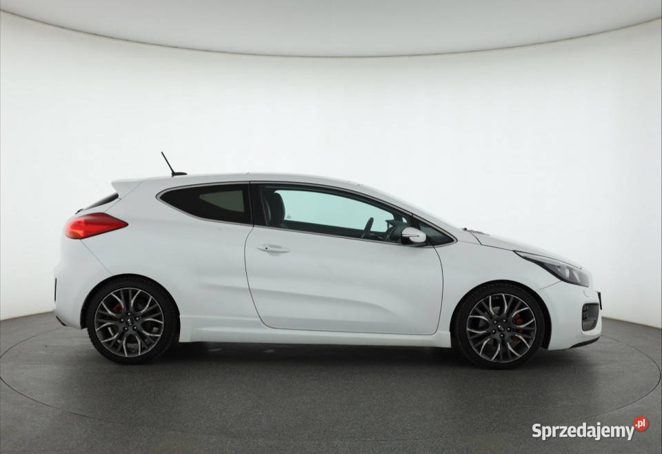Kia ProCeed GT 16 TGDI biały sprzedam