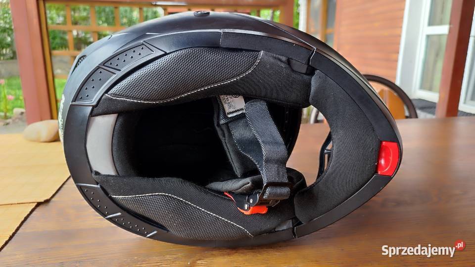 Kask modułowy z unoszona szczęką rozmiar M marki