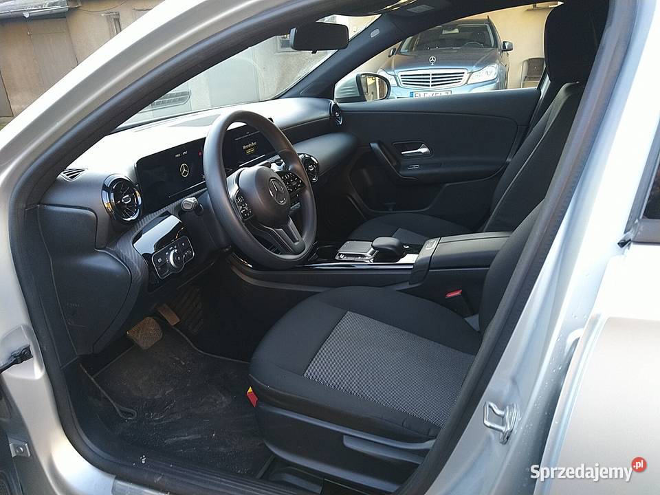 MercedesBenz Klasa A180d7GDCT 73237km Piątek
