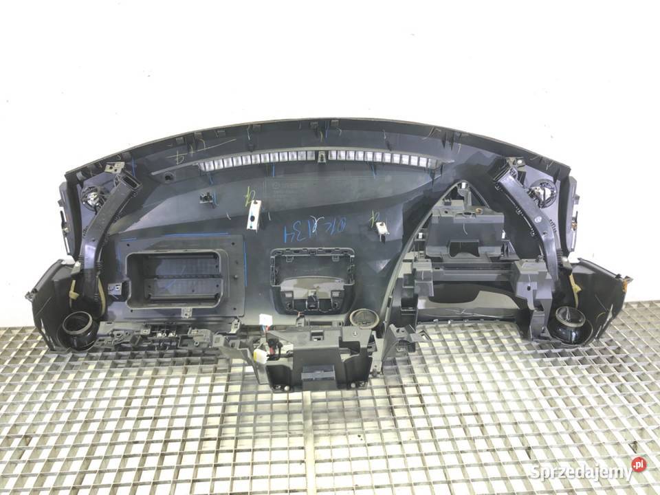 KOKPIT MAZDA 2 DL Hatchback KONSOLA DESKA