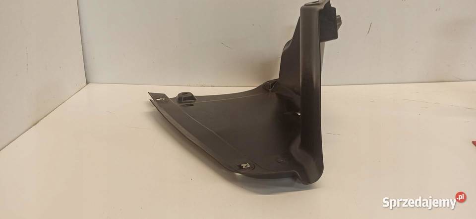 AUDI Q5 OSŁONA PODWOZIA LEWY TYŁ 8R0825219B osobowe sprzedam