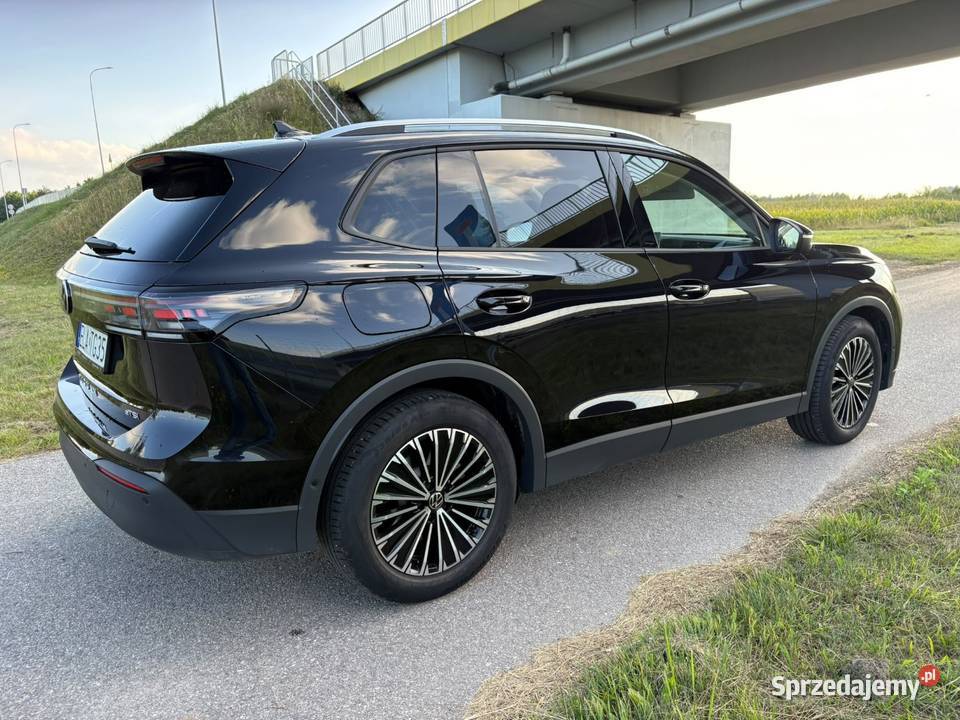 Volkswagen Tiguan SPECJAL EDITION 15 eTSI czujnik martwego pola łódzkie Łask sprzedam