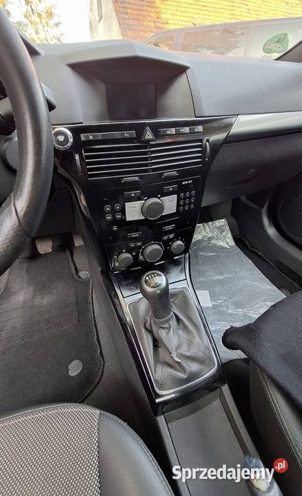 Opel Asta 19 cdti 150 TwinTop czarna ladna asystent parkowania Poznań sprzedam
