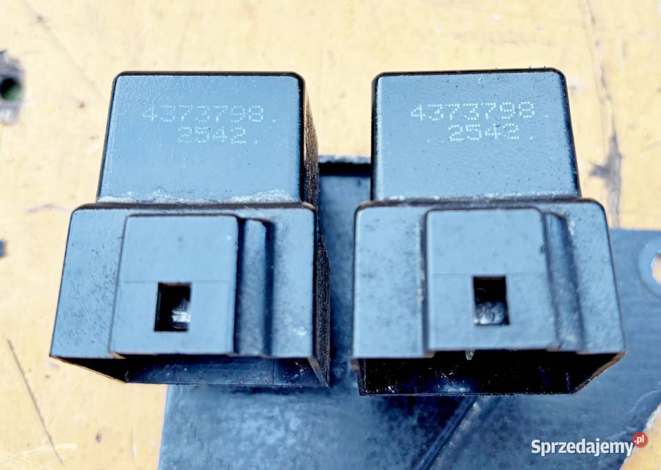 DODGE CHRYSLER LE BARON PRZEKAŹNIK 5234257 Radom sprzedam