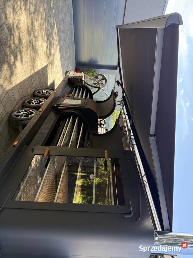 smoker trailer grill na przyczepie BBQ catering pełny VAT Golęczewo